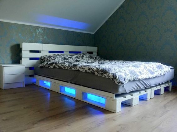 Pallet bed with led lights underneath