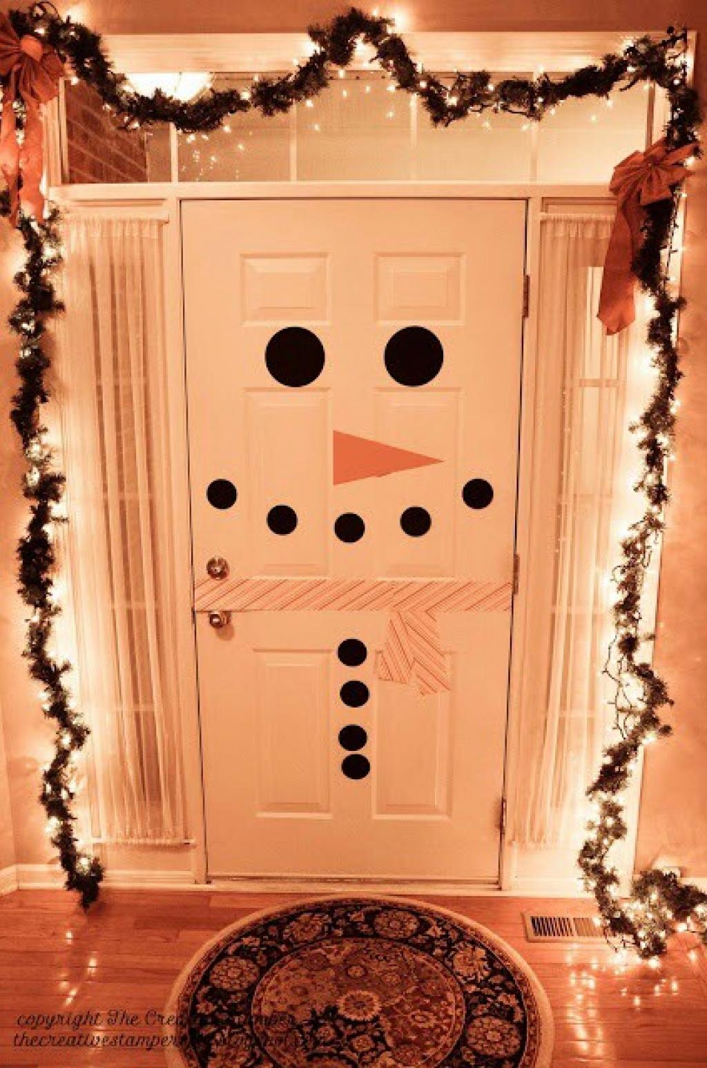 Come Addobbare Le Porte Interne Per Natale Decorare le porte per Natale con fantasia! Ecco 11 idee per ispirarvi...
