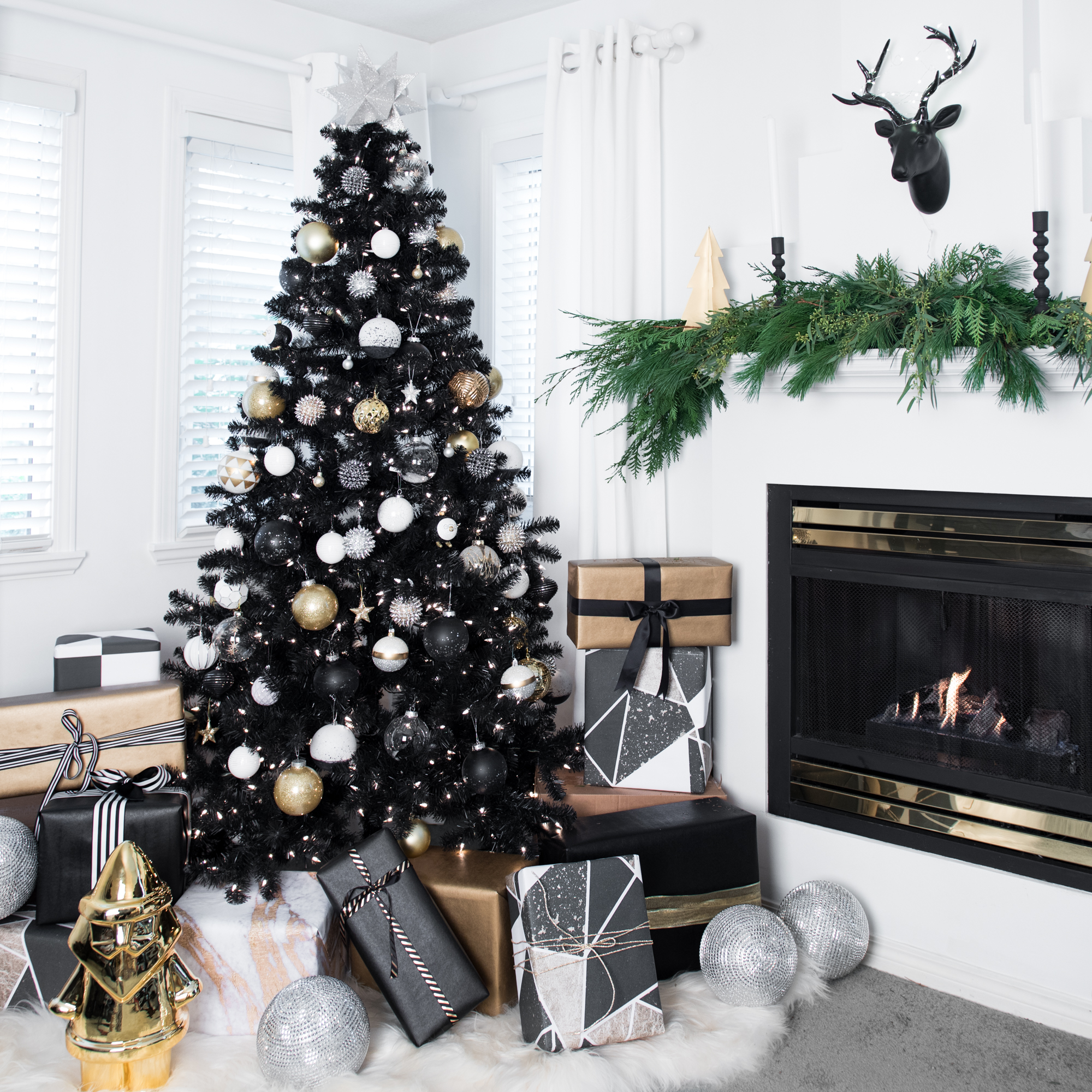 Decorazioni Albero Di Natale Nero E Oro.20 Decorazioni Per Un Albero Di Natale Nero Pronti Ad Osare