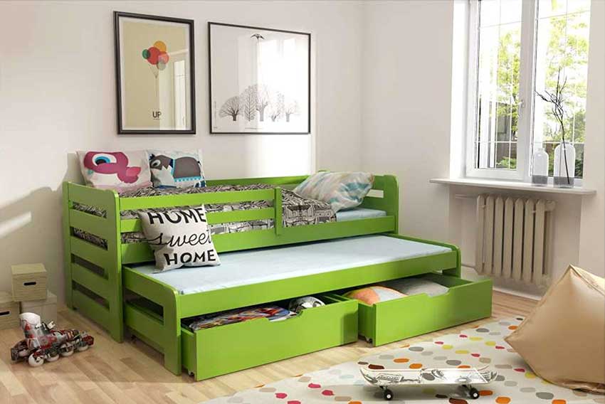 Letto verde per bambini con 2 cassetti sotto, ideale per guadagnare spazio in cameretta.