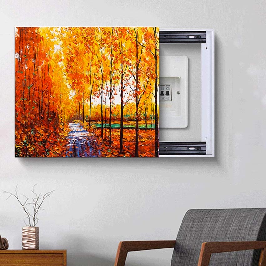 Quadro decorativo per nascondere il contatore elettrico.