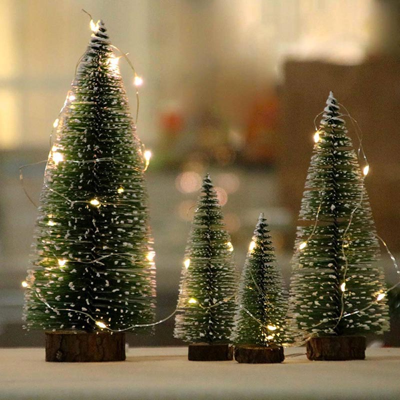 Alberi Di Natale Piccoli Con Luci Alberelli di Natale: chi vuole aggiungere un tocco di magia in più? 15
