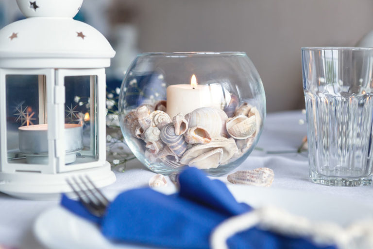 Hviiso Set 24 Cerchi Floreali Per Centrotavola - 30,5 Cm, Anelli Metallici Oro + Base In Legno - Fai Da Te Per Matrimoni E Feste