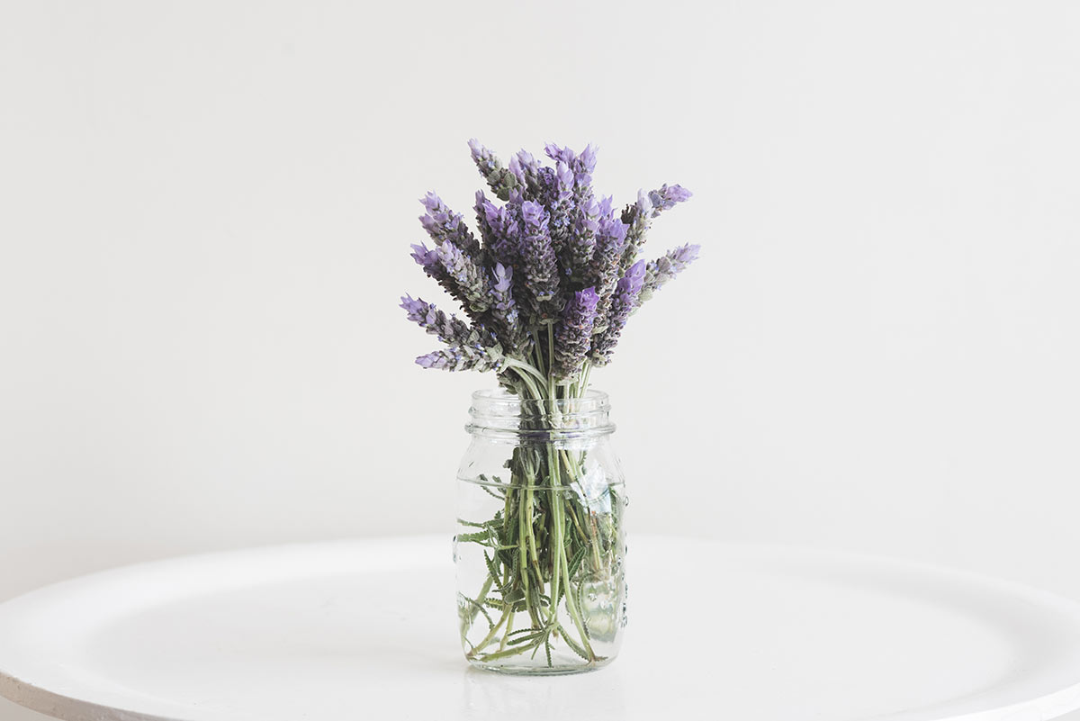 Vaso In Vetro Riciclato Minimal - Sass & Belle, Alto E Trasparente Per Fiori