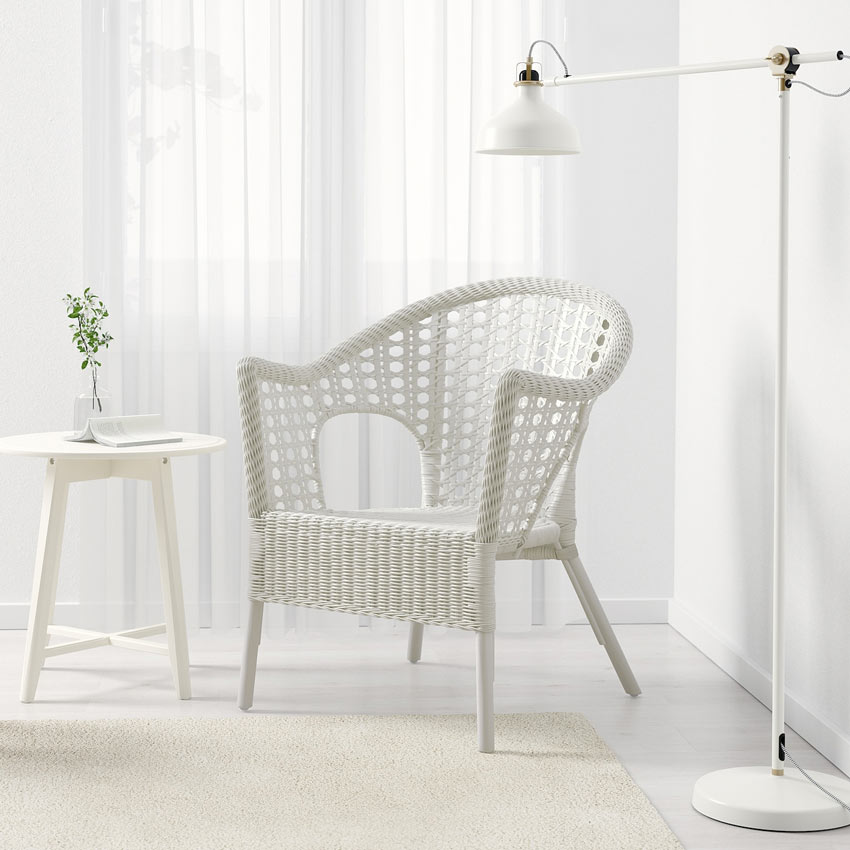 sedia bianca IKEA in rattan FINNTORP