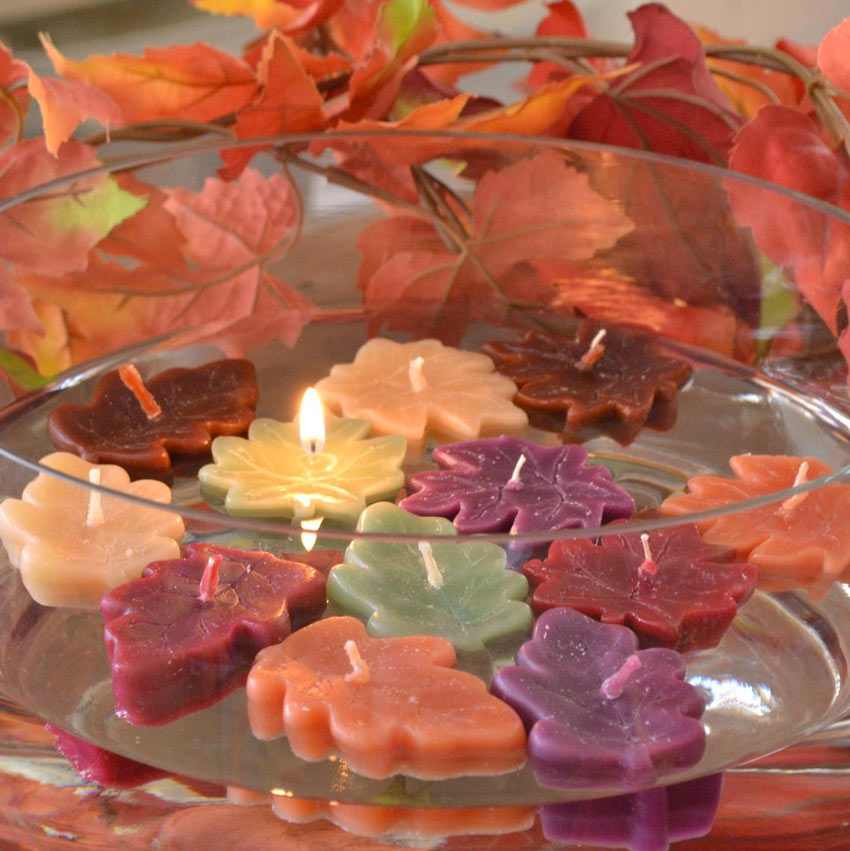 Candele a forma di foglia ideale per decorare in autunno.