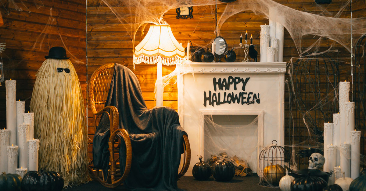 decorazioni di Halloween per il caminetto