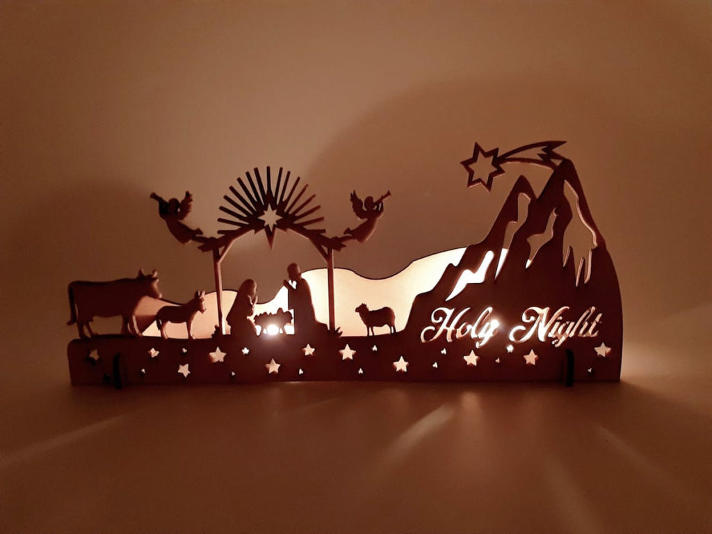 Decorazioni natalizie in legno,villaggio natalizio luminoso,vetrine di negozi, ornamenti in legno, regali di Natale creativi,decorazioni per la casa | Leroy Merlin