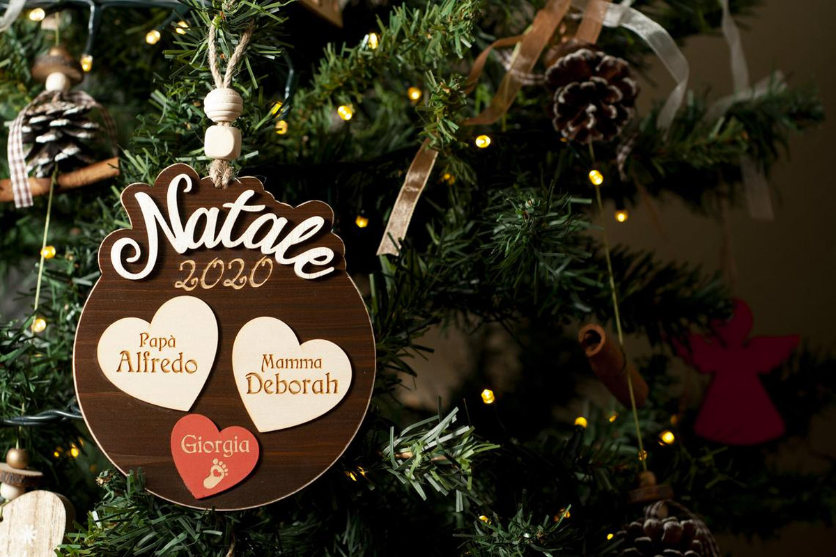 Decorazioni in legno per l'albero di Natale