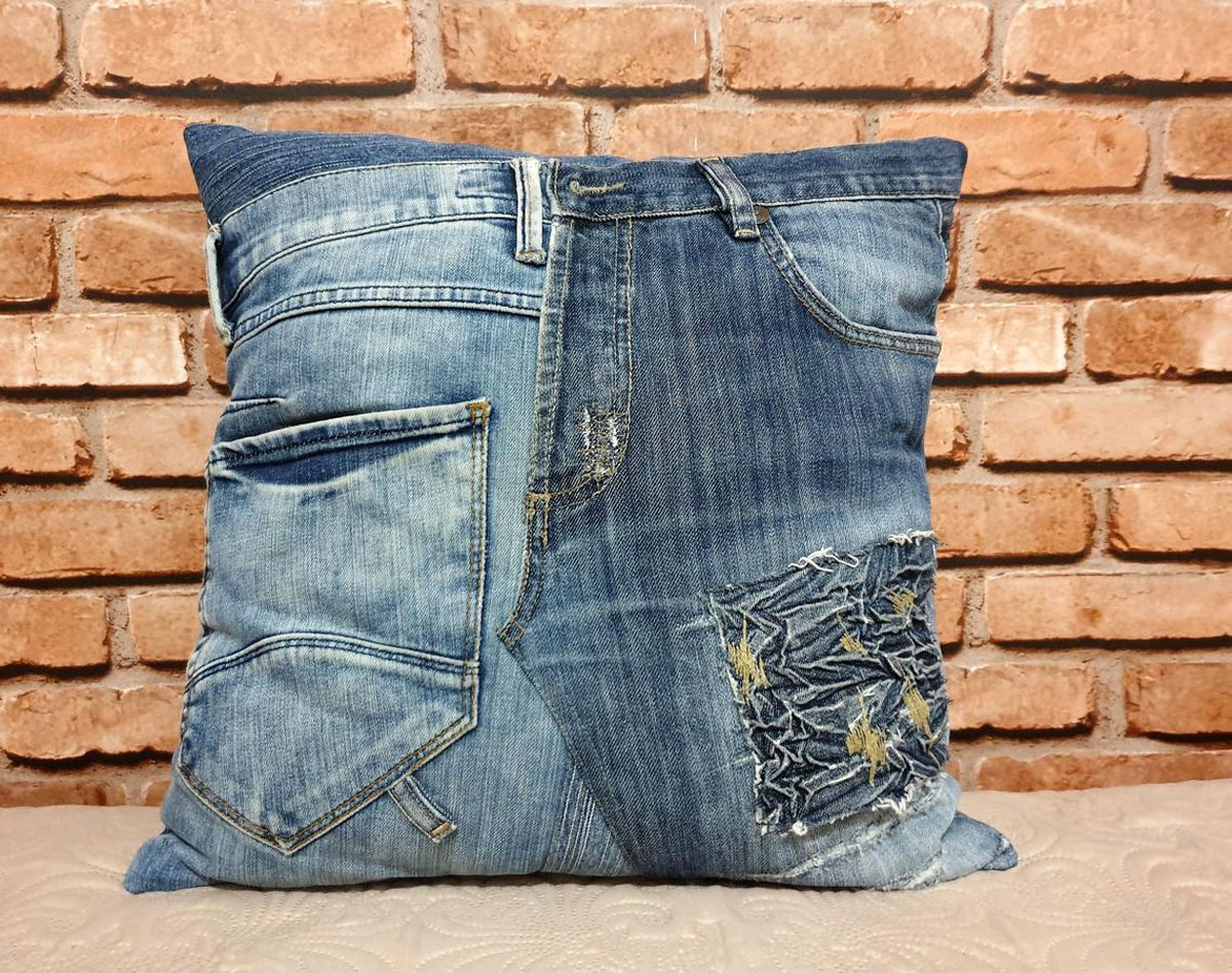 Riciclo creativo dei vecchi jeans