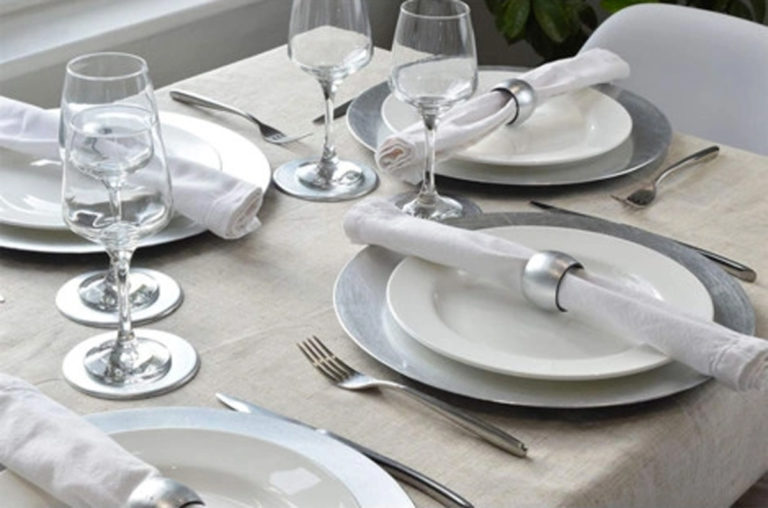 Sottopiatti Natalizi Rossi - Set Da 6 In Plastica Rigida 33x33cm, Lavabili In Lavastoviglie - Foto 9