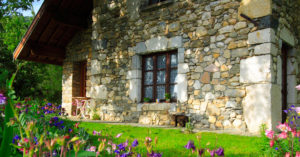 Rivestimenti in pietra per esterni: 14 splendide idee per ispirarsi Rivestimenti in pietra per esterni idee.