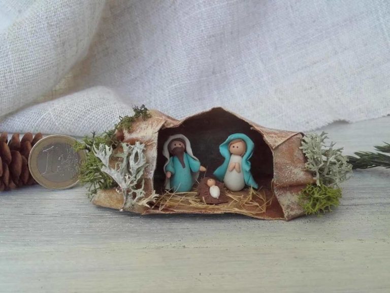 Idee riciclo per Natale: presepi fai da te con materiale riciclato