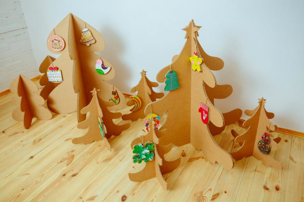 Decorazioni Natalizie Con Materiale Riciclato Decorazioni natalizie fai da te con materiale riciclato: lasciatevi