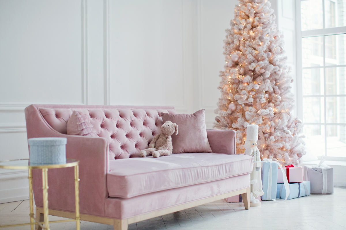 Rosa per un Natale originale con un tocco shabby chic.