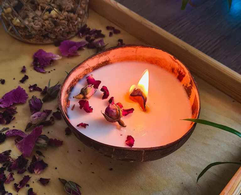 Realizzare candele fai da te con elementi naturali: 7 ispirazioni