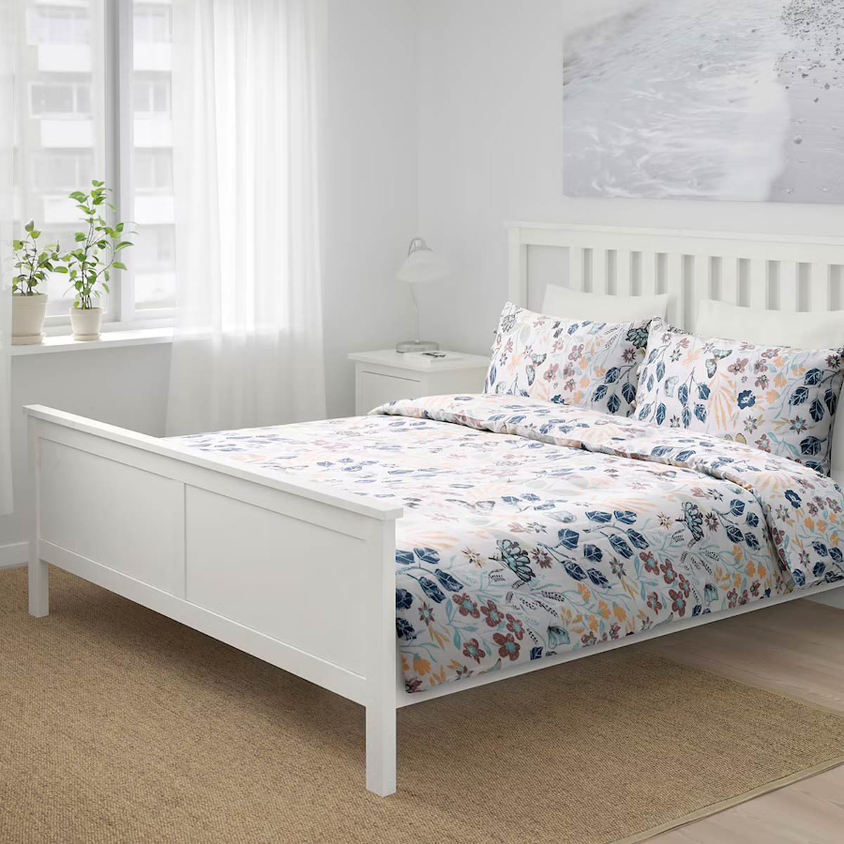 Offerte fine serie Ikea per una biancheria da letto.