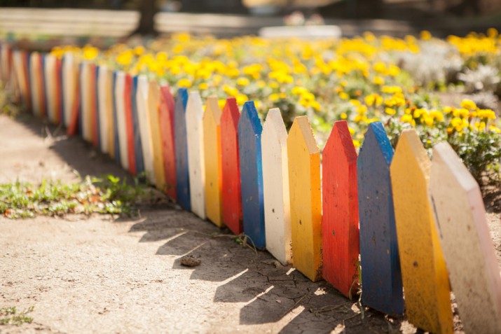 Bordure per aiuole fai da te: 7 idee per abbellire il giardino