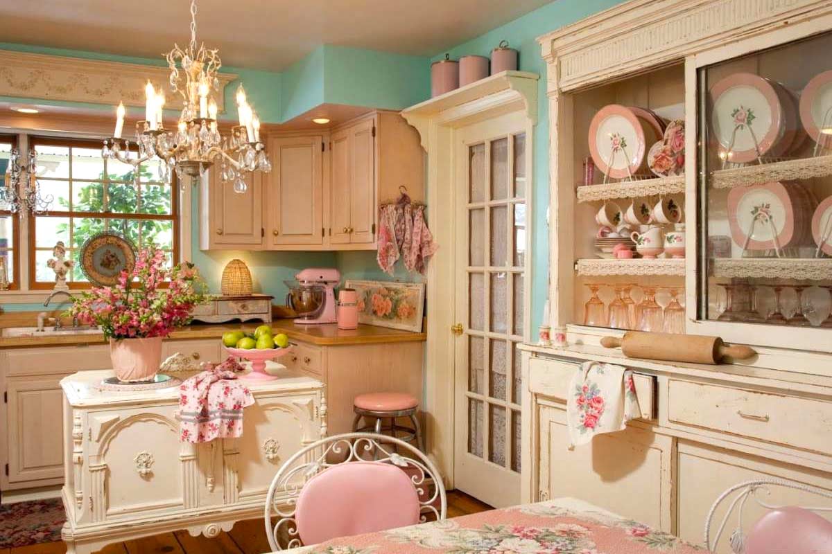 Arredare la cucina stile shabby chic.