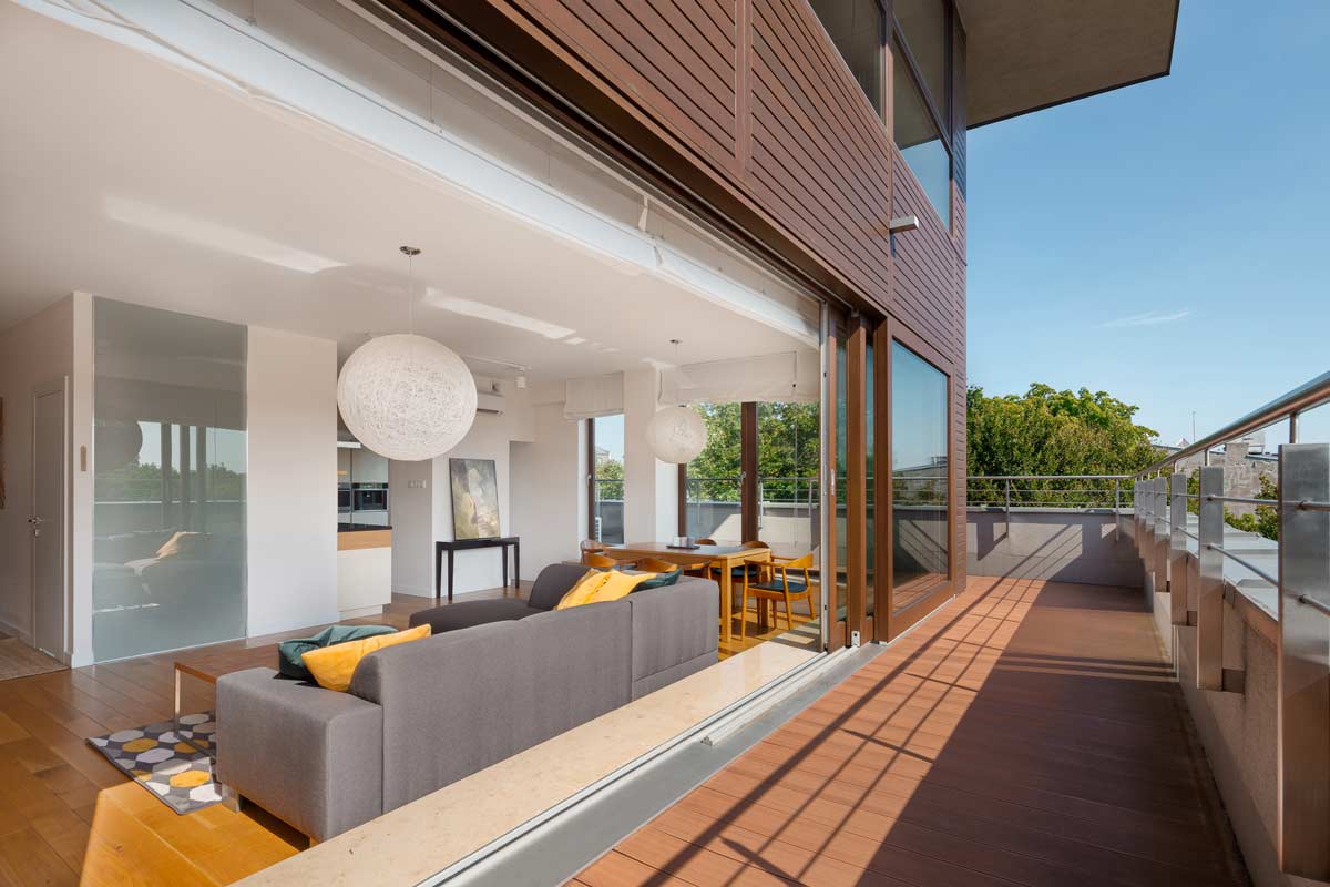Trasformare il tuo balcone in una meravigliosa veranda.