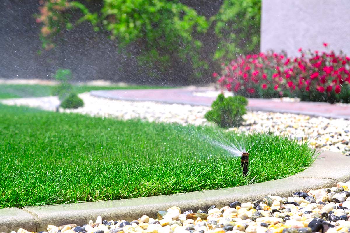 Come realizzare un impianto di irrigazione in giardino.