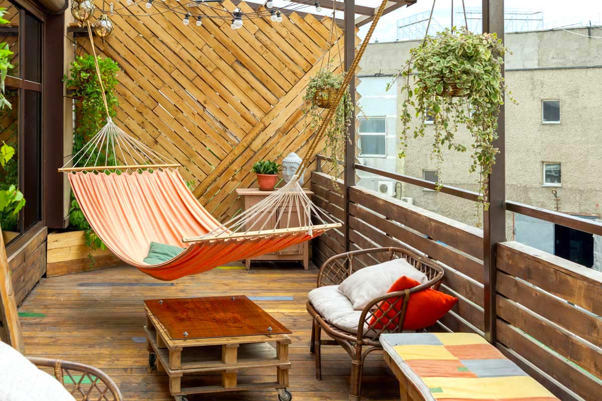 idee per creare zone relax sul terrazzo