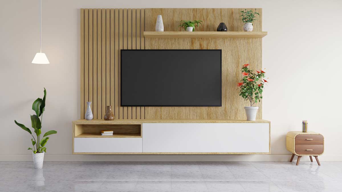 parete tv con base chiara bianca e legno chiaro
