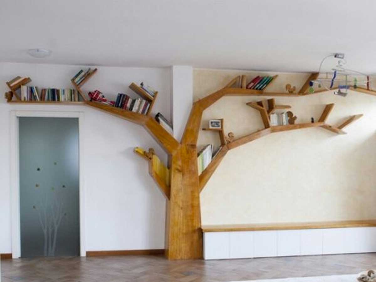 libreria a forma di albero