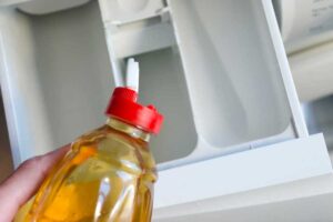 Quando usare l'aceto per le pulizie domestiche e quando no: attenti a non fare errori per evitare danni e brutte sorprese Quando usare l'aceto per le pulizie domestiche e quando no.