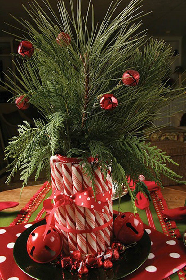 Centrotavola natalizio con i bastoncini di zucchero