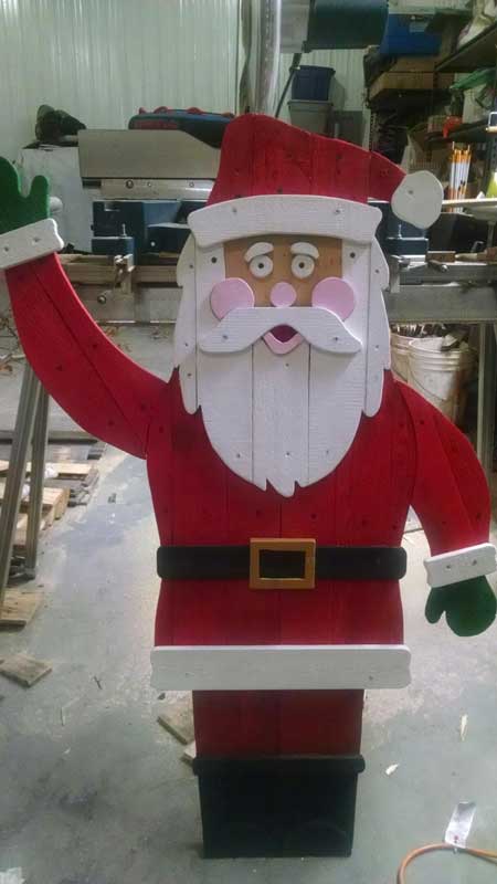 Babbo natale in pallet fai da te.