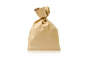 Mai più api e vespe con questo metodo naturale: il trucco del sacchetto di carta marrone trucco del sacchetto di carta marrone per allontanare api e vespe