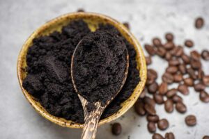 Fondi di caffè come fertilizzante errori da non fare.