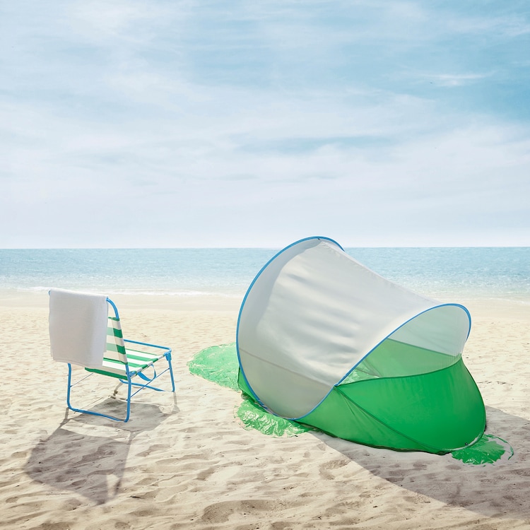 La tenda da spiaggia Ikea che ti protegge e ti tiene al fresco