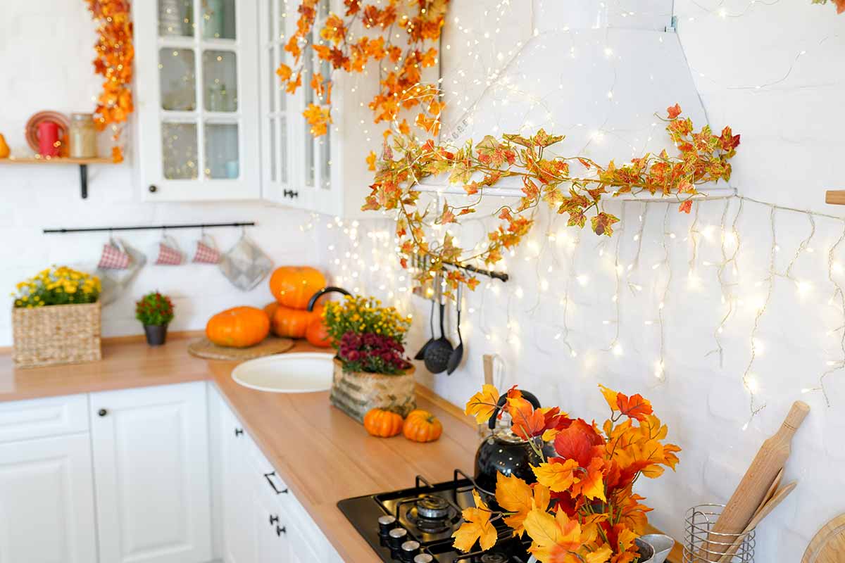 Decorare casa in autunno come il Natale.