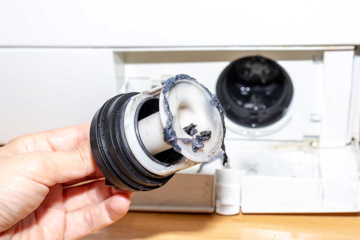 I segreti per una lavatrice come nuova: elimina odori e sporco con 5 passaggi cruciali  --- (Fonte immagine: https://www.ideadesigncasa.org/wp-content/uploads/2023/10/img_651ab75643cd4.jpg)