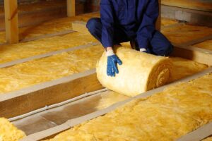 Proteggersi dal caldo e dal freddo: le migliori soluzioni per isolare il soffitto di casa isolare il soffitto