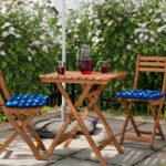 Il set IKEA ASKHOLMEN per balcone piccolo torna utile proprio ora