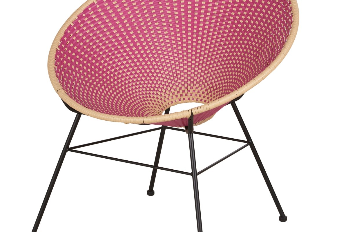 Poltrona da giardino Cobie con struttura nera e intreccio rosa e beige