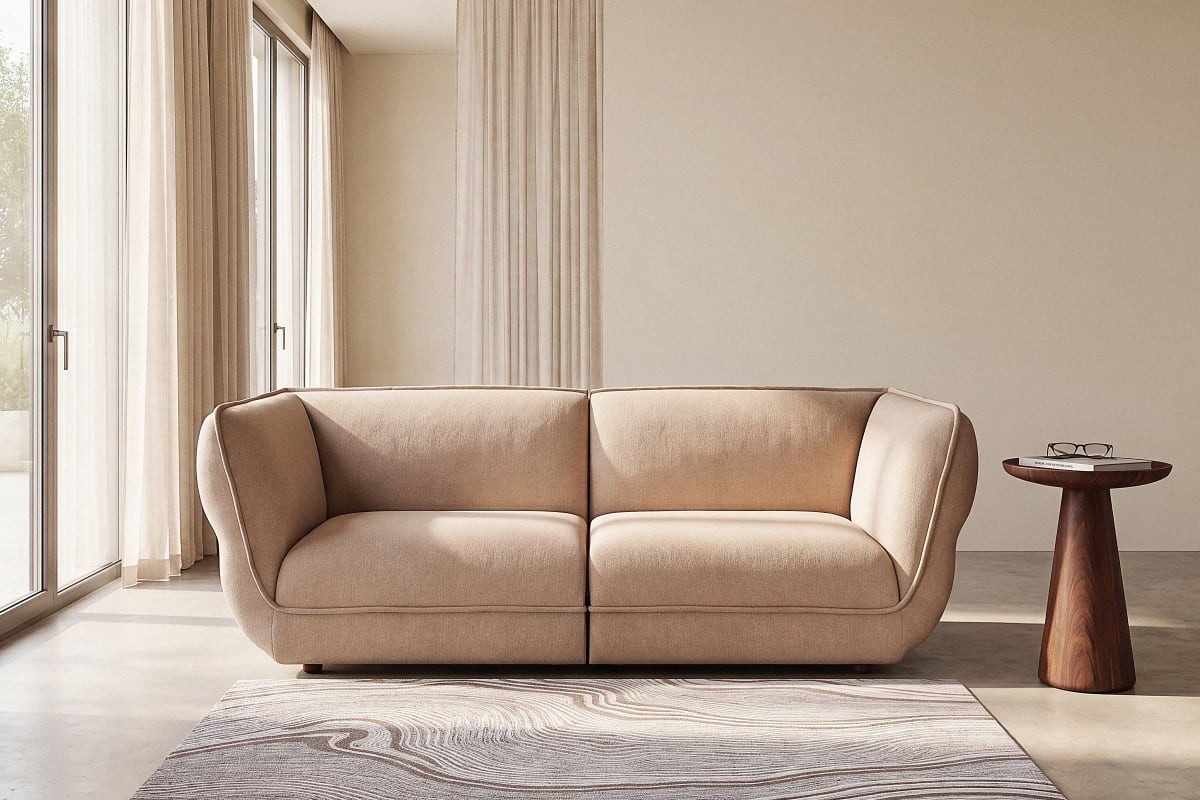 Divano Crush beige Maisons du Monde in ambiente chiaro