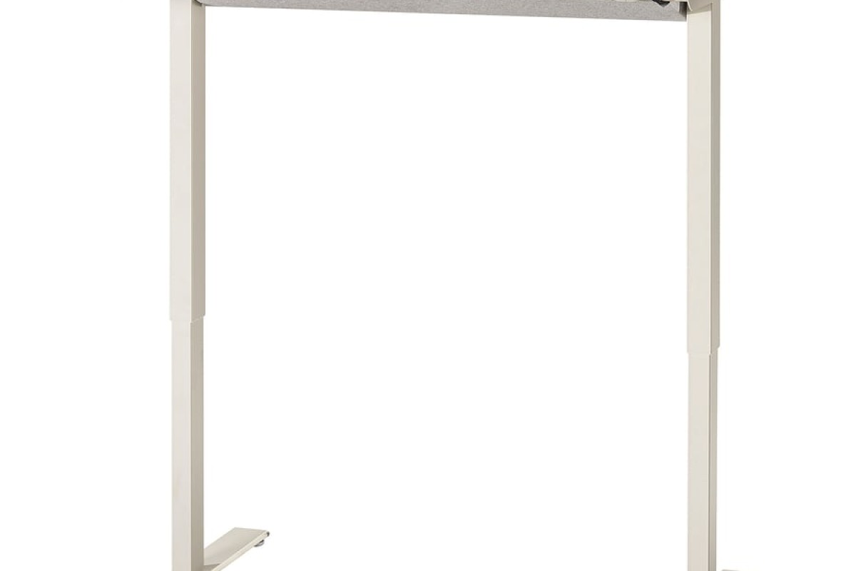 Scrivania IKEA TRAVSPORT effetto rovere e beige su fondo bianco