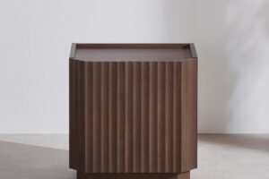 Comodino BOSCO Maisons du Monde in rovere tinto marrone scuro