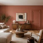 Soggiorno con pareti terracotta e soffitto bianco caldo secondo il cloud capping