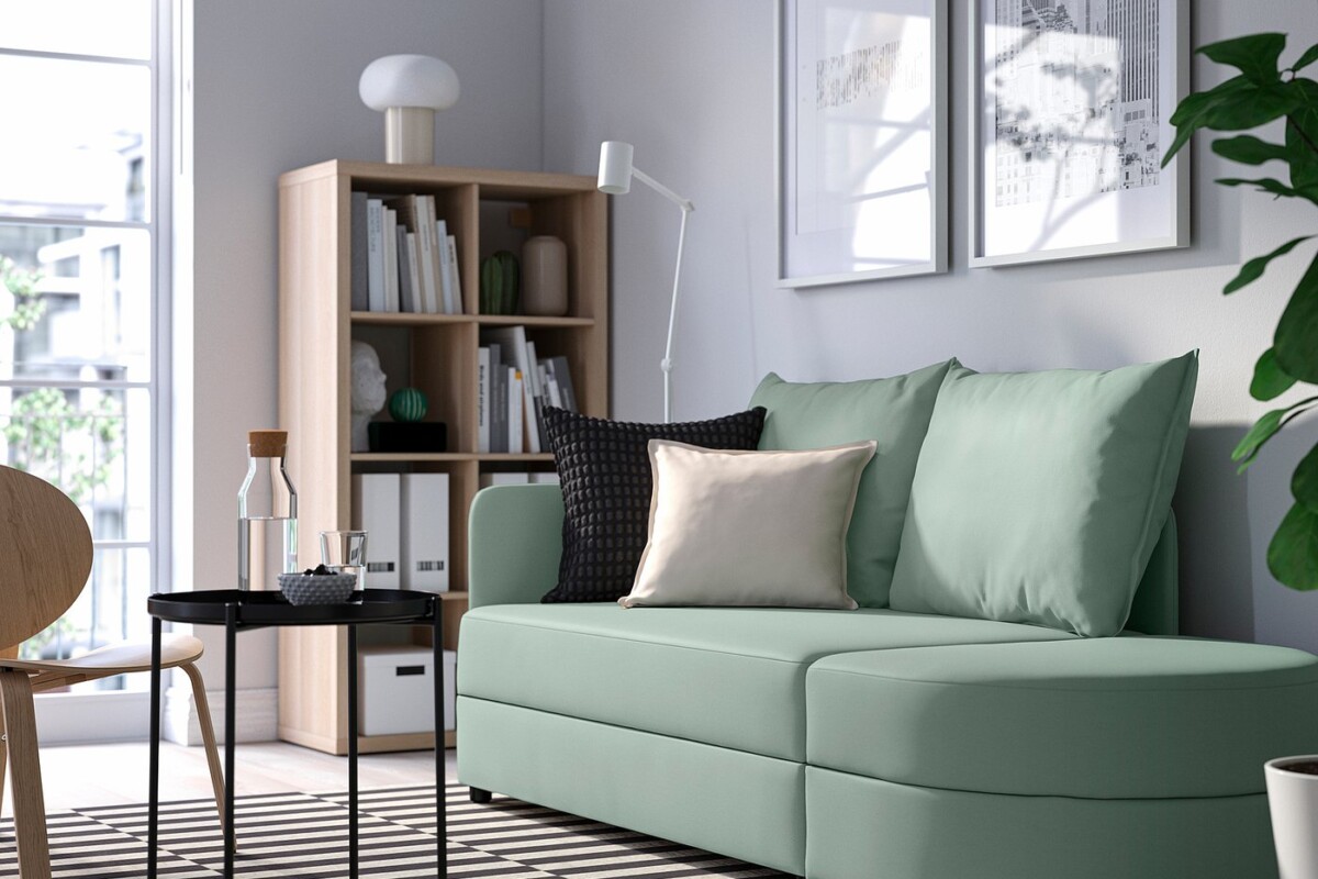LINDÅKRA IKEA disposto come seduta compatta con rivestimento Vissle