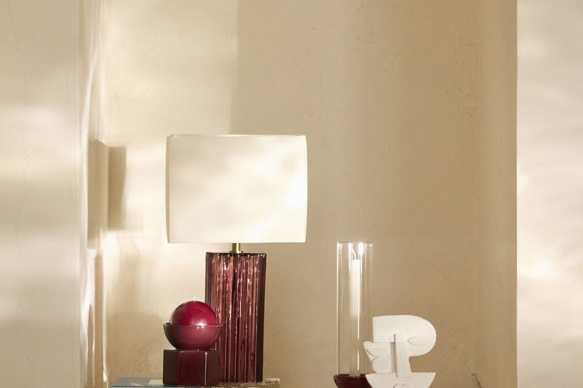 BRERA in una composizione con altri accessori bordeaux