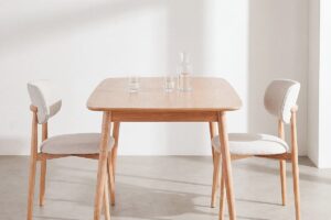 C’è una prolunga nascosta sotto il nuovo tavolo BRONX di Maisons du Monde