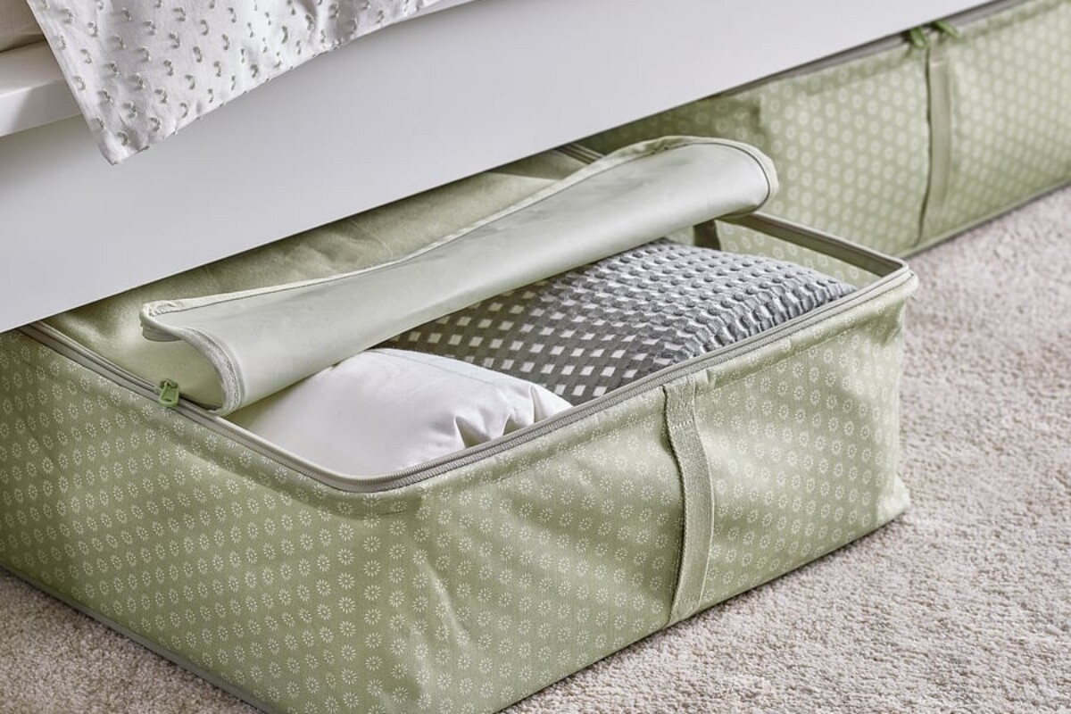 IKEA mette il cambio di stagione sotto il letto con la nuova HEMMAFIXARE alta 19 centimetri