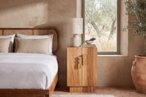 Il nuovo Manon di Maisons du Monde chiude il disordine accanto al letto in 48 centimetri