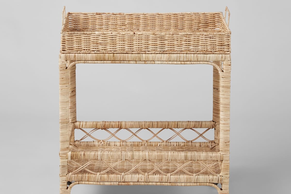 Dettaglio del rattan marrone del carrello Odette di Maisons du Monde